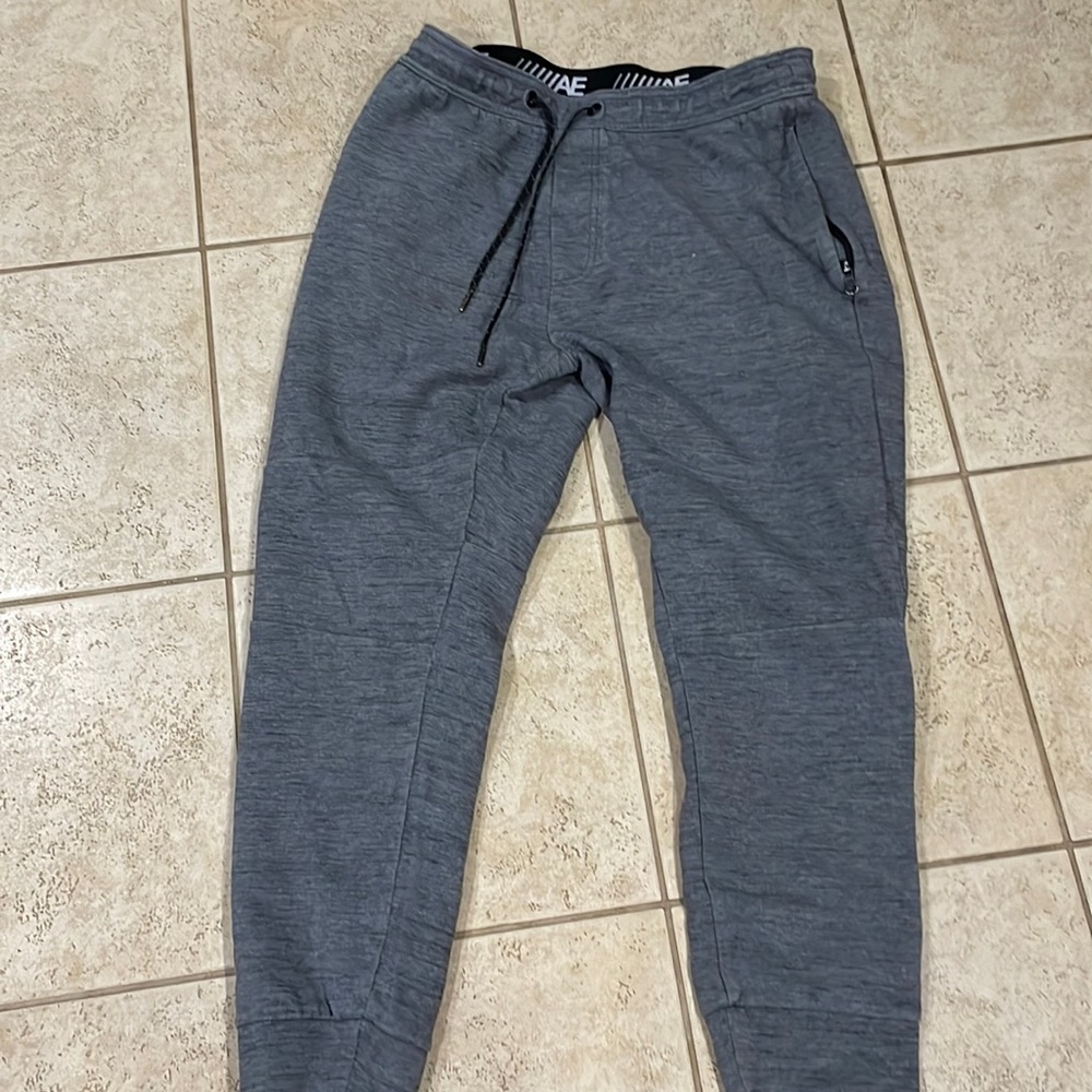 American Eagle Joggers